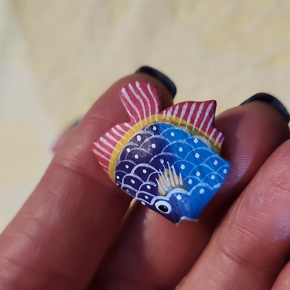 Tropical fish wooden earrings folk art - Picture 5 of 5